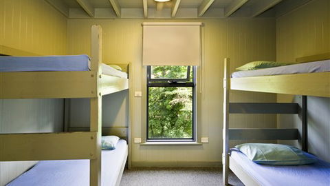 Great Ocean Road Cottages & Backpackers - VIC Tourism 2