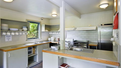 Great Ocean Road Cottages & Backpackers - VIC Tourism 3