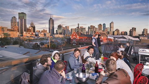 Melbourne Metro YHA - VIC Tourism 1