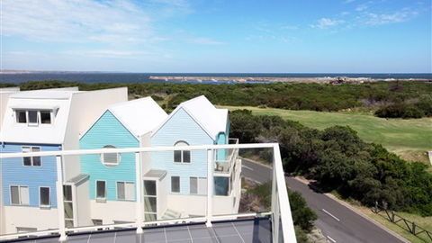 Lady Bay Resort - VIC Tourism 2