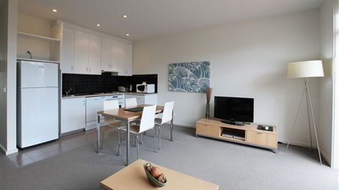 Lady Bay Resort - VIC Tourism 3