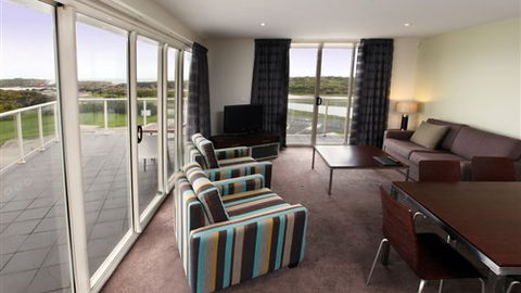 Lady Bay Resort - VIC Tourism 4
