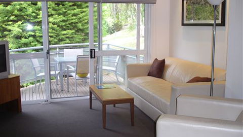 Kunala Chalet - Pinnacle Valley Resort - VIC Tourism 0