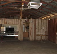 TreeTops Log Cabin - VIC Tourism