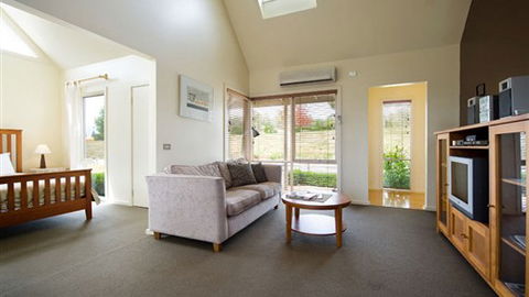 Armley Park - VIC Tourism 2
