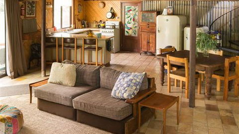 Schusters Lodge - VIC Tourism 1
