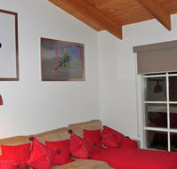 Two Mountains Lodge - VIC Tourism