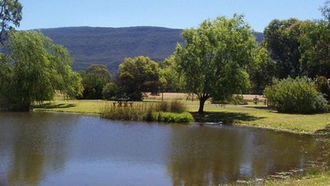 Halls Haven Resort - VIC Tourism 4