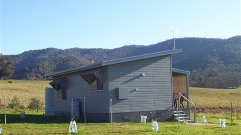 Murphy's Cabin - VIC Tourism 2