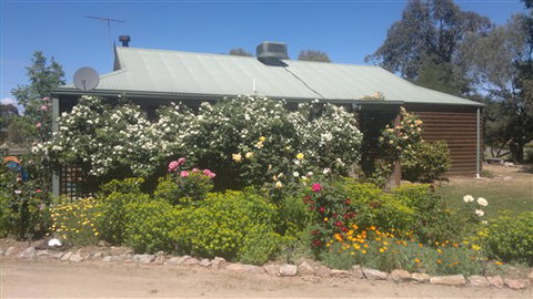 Vals Retreat - VIC Tourism 0