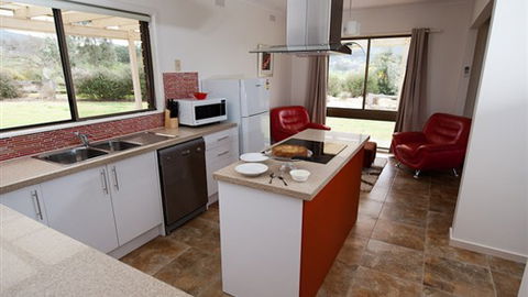 Sweetwater Stays Rural Retreat - VIC Tourism 2
