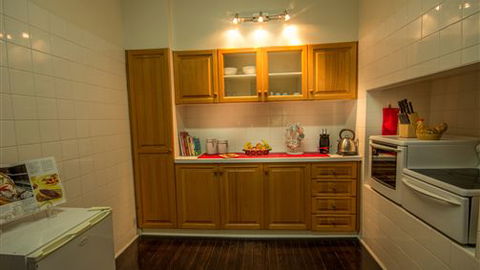 Benson House And Benson Lodge - VIC Tourism 3