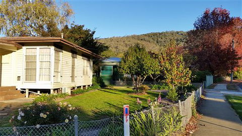 Lakeside Vista Holiday House - VIC Tourism 4