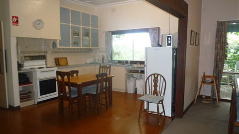 Hazelwood Cottage - VIC Tourism 2