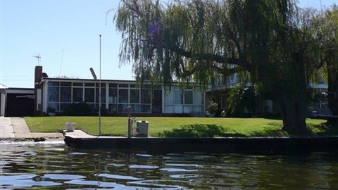 Lakeviews On Lang - VIC Tourism 0