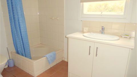 Sunny Hill Villa - VIC Tourism 4