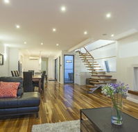Serenity Torquay Sea View Luxury Beachfront - VIC Tourism