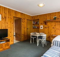 Beachside Accommodation Torquay - VIC Tourism