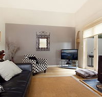 Lake Como Villa  Studio - Daylesford - VIC Tourism