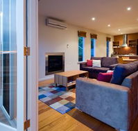 Queensberry 1 - VIC Tourism