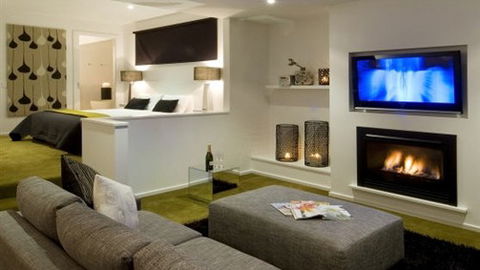 Saltus Luxury Accommodation - VIC Tourism 1