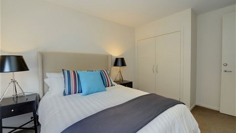 Newington Lake House - VIC Tourism 4