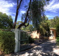 Wang Stays - VIC Tourism