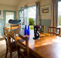 Hilltop Cottage - Daylesford - VIC Tourism