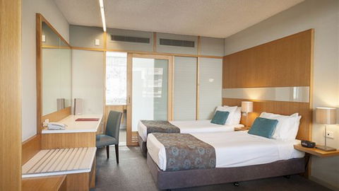 Quality Hotel Downtowner On Lygon - VIC Tourism 5