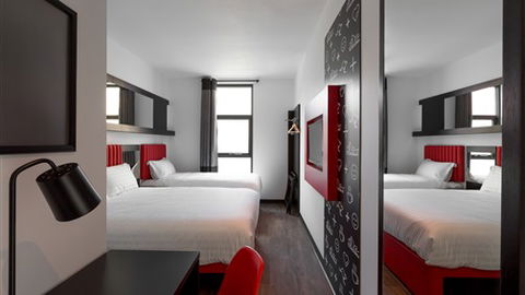 Tune Hotel Melbourne - VIC Tourism 6