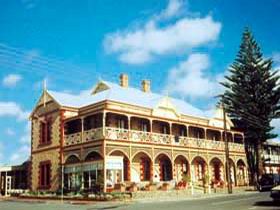 Willow Creek SA VIC Tourism