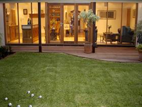 Bishops Garden - VIC Tourism 0