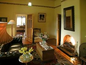 Buxton Manor - Garden And Loft Apartment - VIC Tourism 0