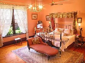Buxton Manor - Musica Viva Apartment - VIC Tourism 1
