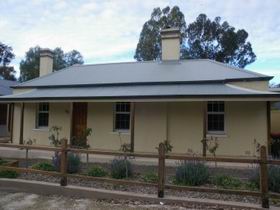 Captain Rodda's Cottage - VIC Tourism 0