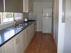 Cotton Palm Cottage - VIC Tourism 3