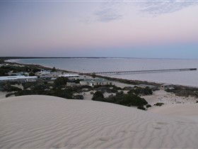 Fowlers Bay SA VIC Tourism