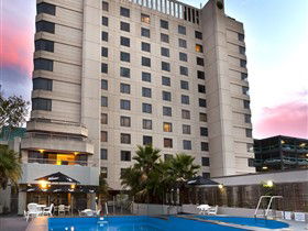 Hotel Grand Chancellor Adelaide On Hindley - VIC Tourism 3