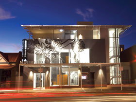Majestic Minima Hotel - VIC Tourism 1