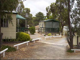 Minlaton Caravan Park - VIC Tourism 0