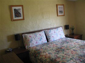 Southern Ocean Retreats - Goondooloo - VIC Tourism 2