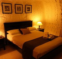 Underground Bed and Breakfast - VIC Tourism