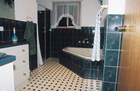 Villa Grenache Bed & Breakfast - VIC Tourism 0