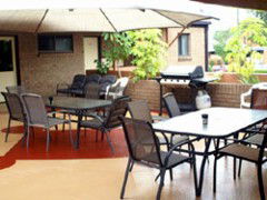 AAA Lancaster Court Motel - VIC Tourism 3