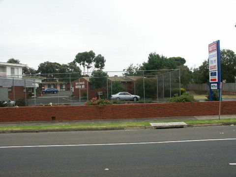 Abbotswood Motor Inn - VIC Tourism 3