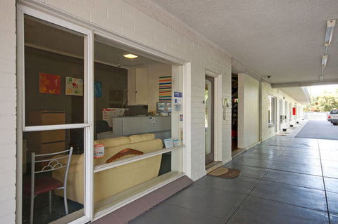 Adelaide City Fringe Serviced Apartments & Motel - VIC Tourism 1