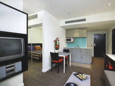 Adina Apartment Hotel Perth - VIC Tourism 2