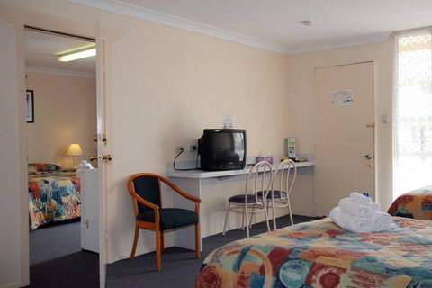 Alexander Motel & Peppercorn Restaurant - VIC Tourism 5