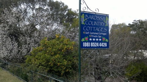 Barossa Country Cottages - VIC Tourism 4