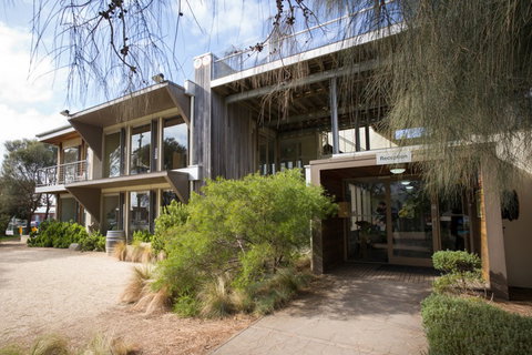 Apollo Bay Eco YHA - VIC Tourism 0